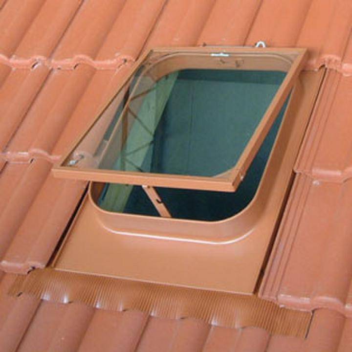 Lemp Dachfenster Standard 5.0 Nr. 704 45x 55 cm beids. verz. ESG